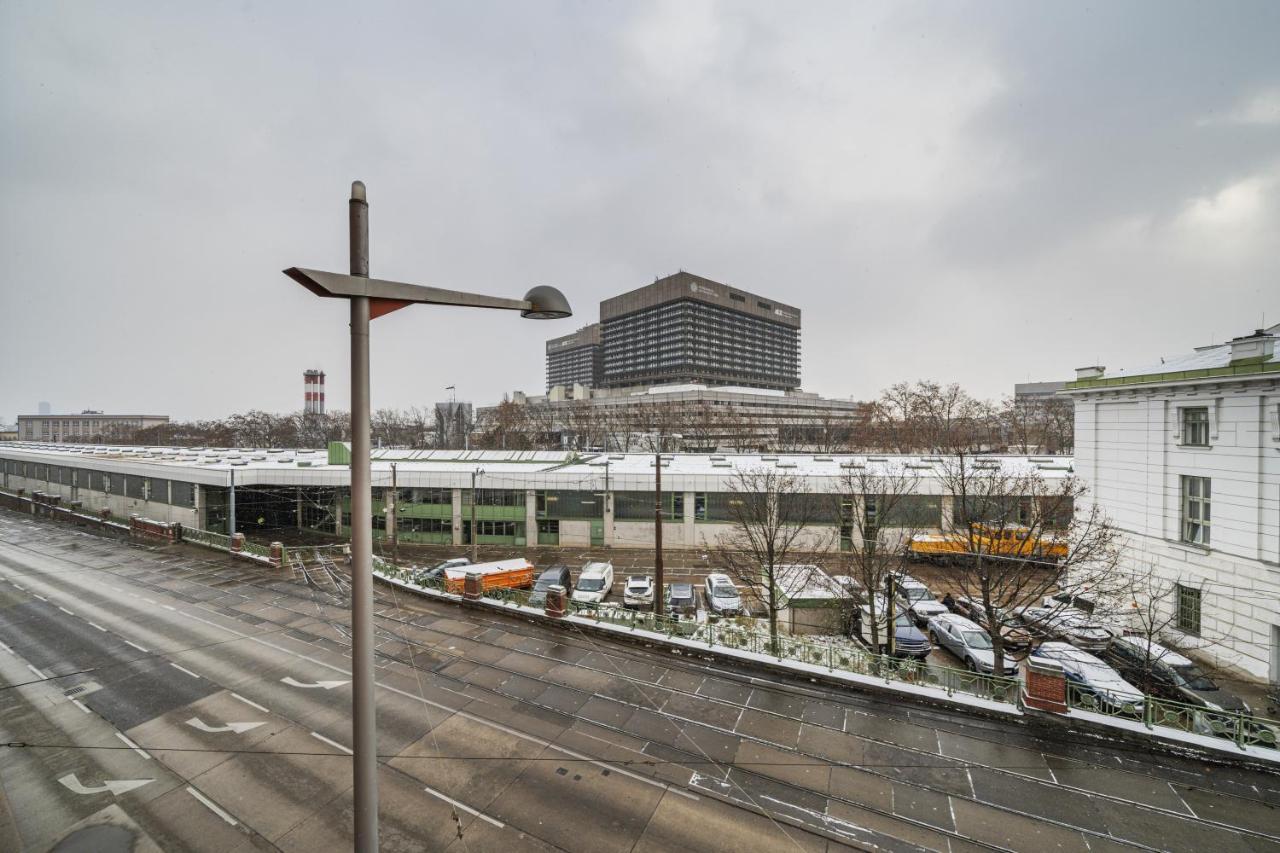 Stylisch Condo In Vienna'S 18Th District Exteriör bild