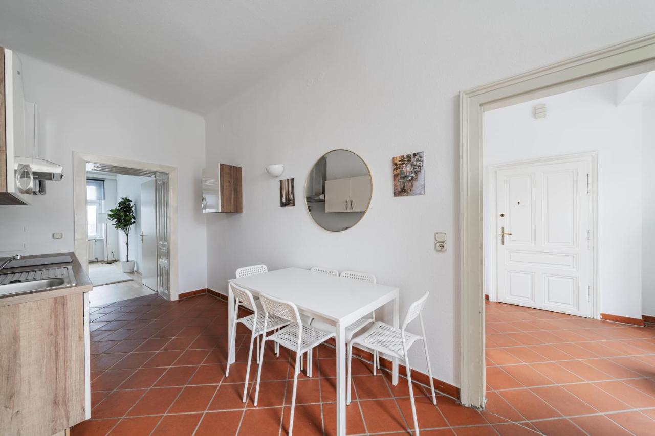 Stylisch Condo In Vienna'S 18Th District Exteriör bild